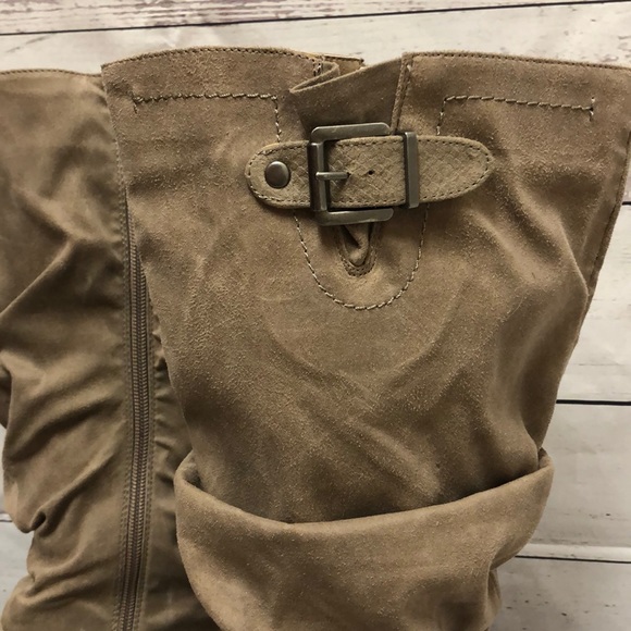 EUC Knee High Boots 10M - Picture 4 of 8